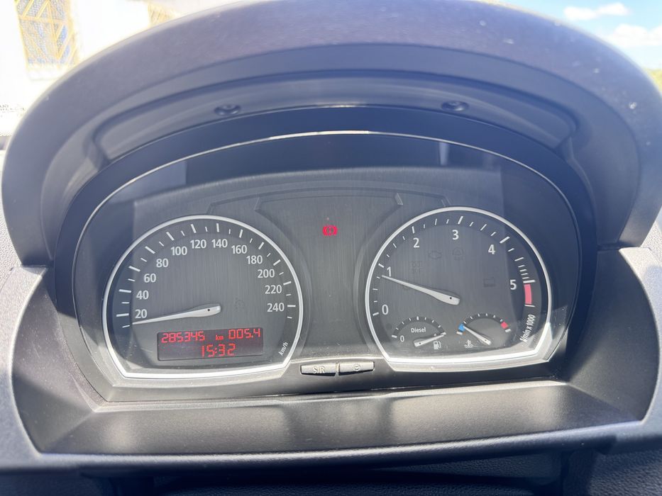 BMW X3 2.0d de 2006 otimo estado  geral nacional