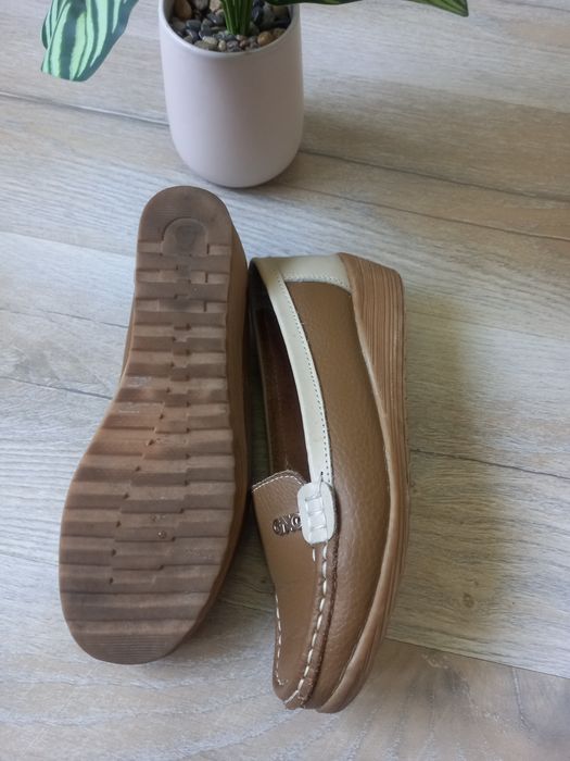 Buty damskie  snickersy trzewiki GNC  EUR 35, 36 loafersy