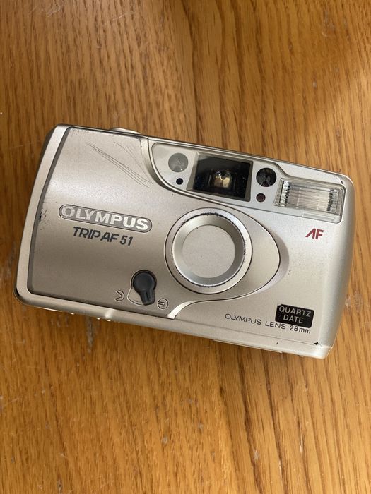 Olympus Trip AF 51 date плівковий фотоапарат