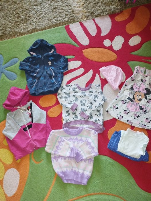 Кофта, сарафан, світер для дівчинки 86-92 розміри