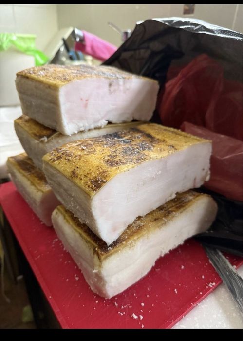 Сало з домашніх свинок