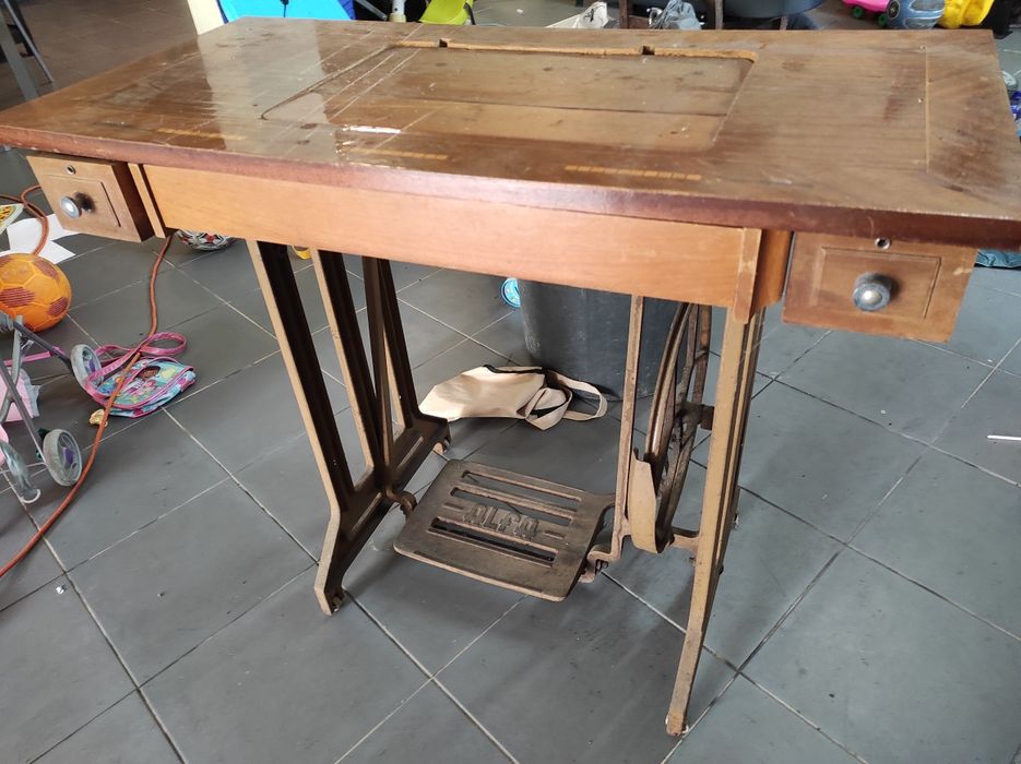 Pés máquina costura Alfa