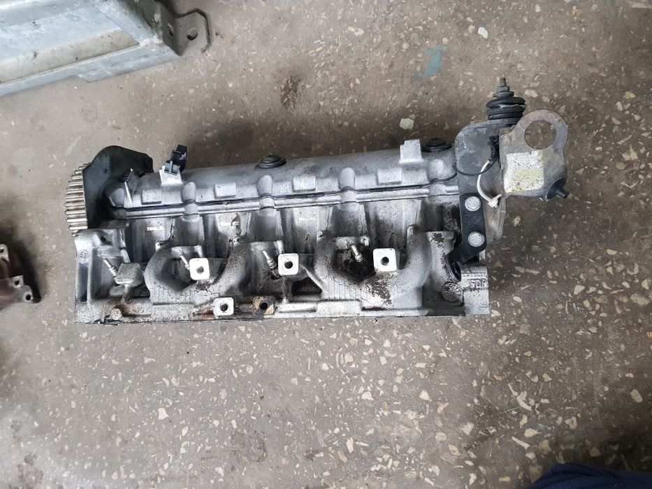 Форсунки,тнвд,дачик Renault Laguna 2 1.9dci.Вакумний насос. Гбц