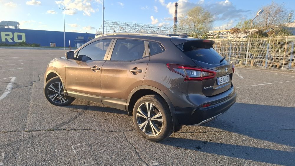 Продам Nissan Qashqai
