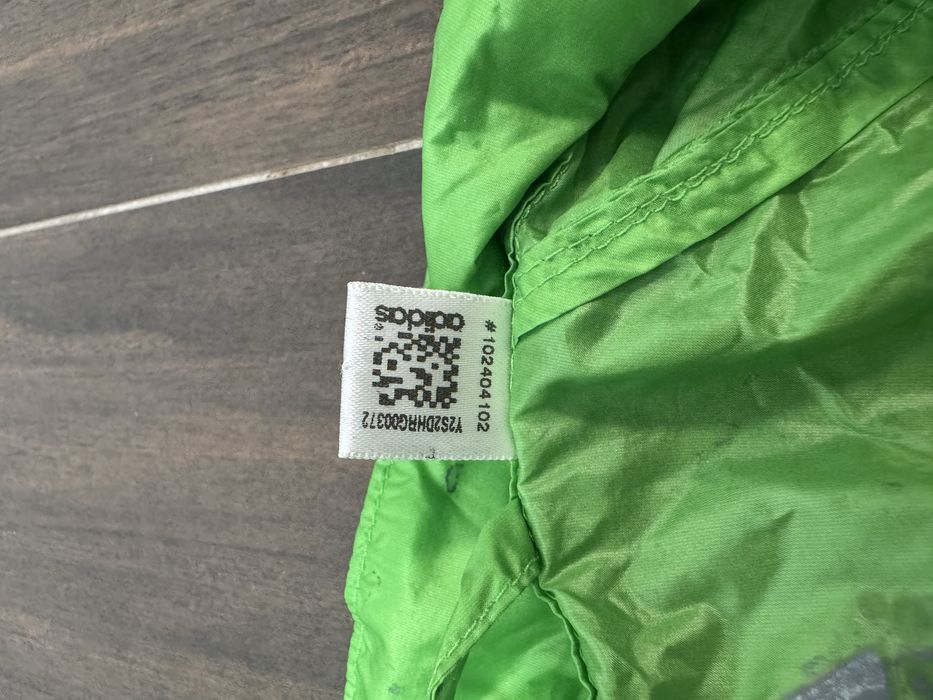 Оригінальна бігова вітровка Adidas Adizero