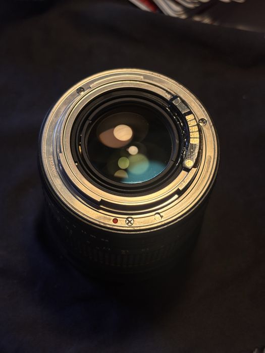 Samyang 85mm f/1.4 AS IF культовий портретний об’єктив