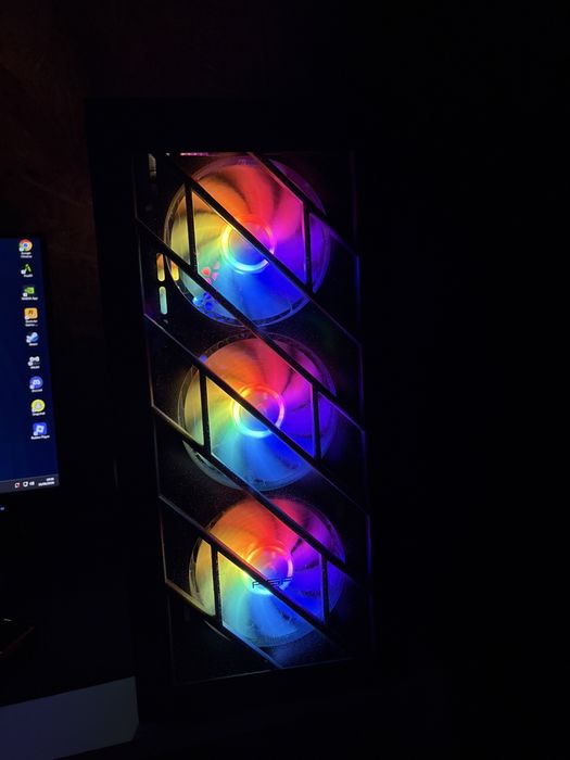PC Gaming RTX 4060 + Ryzen 5 5500 + 16GB RAM + Monitor 180Hz