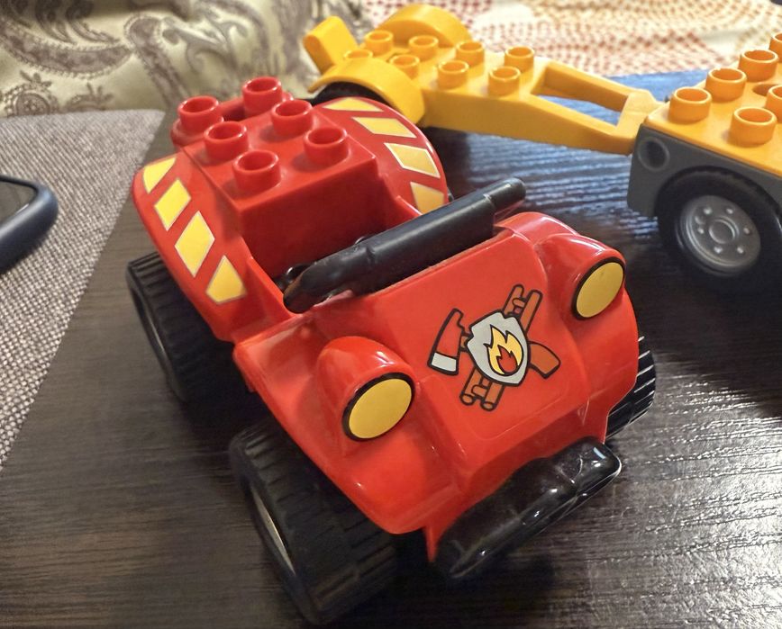 Машини Лего Дупло, Lego Duplo