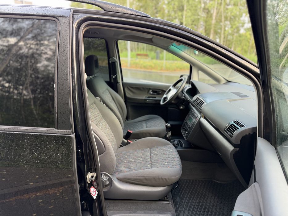 Volkswagen Sharan 2003r 1.9 TDI 130 km Hak