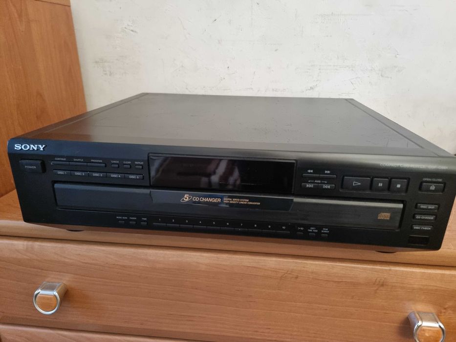 Odtwarzacz Sony CDP  C661