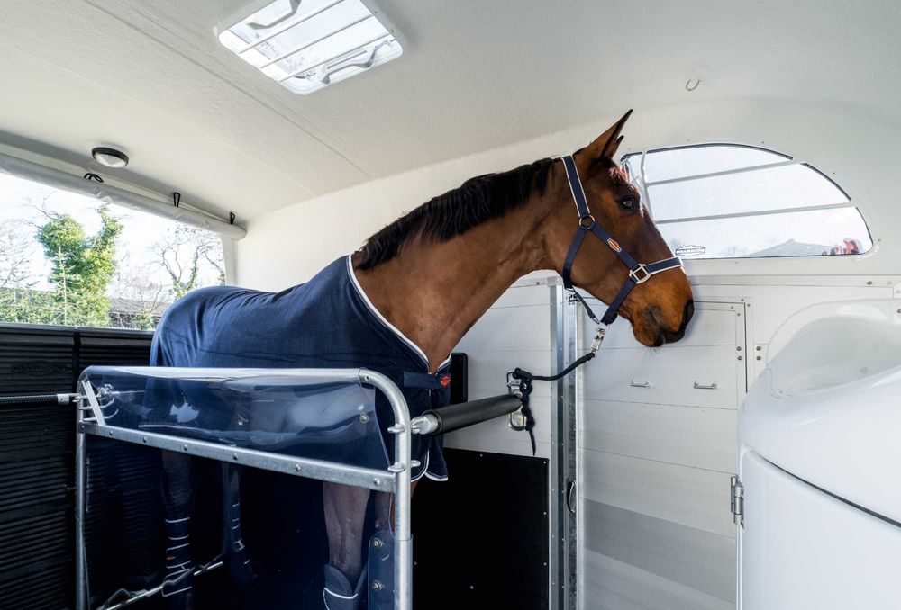 Oslony przed kopnieciami do przyczepy Boeckmann