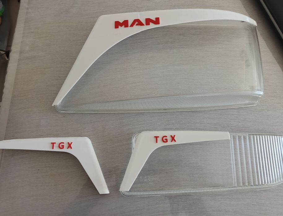 Реснички на фари MAN TGX