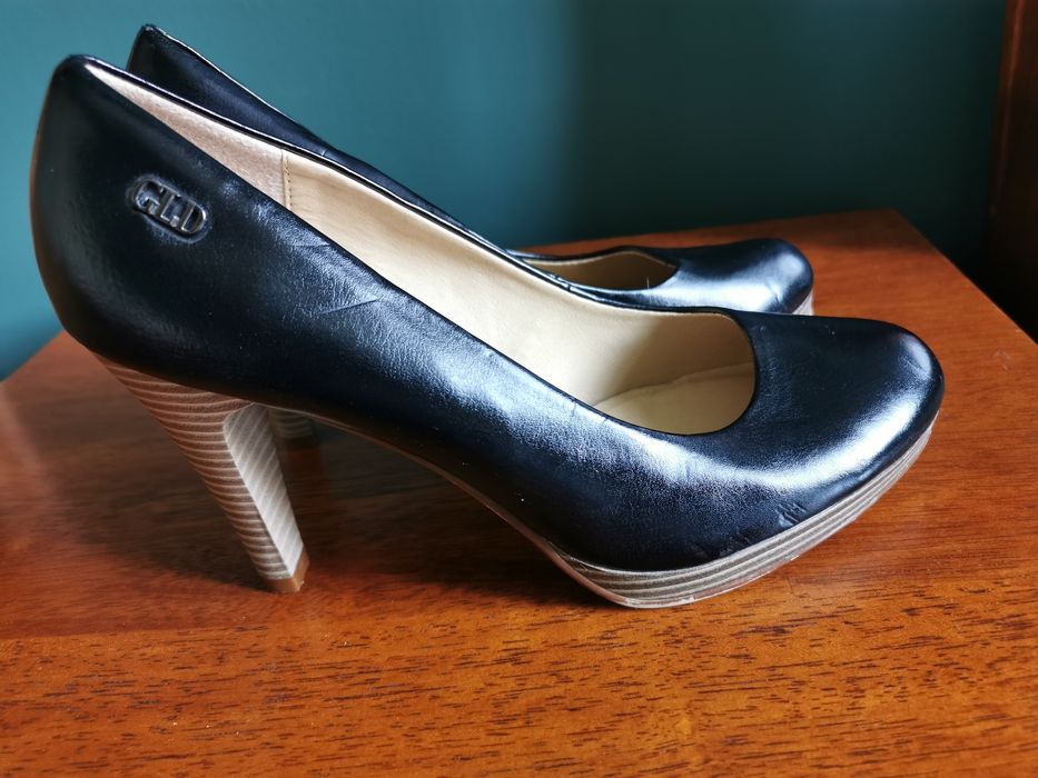 Buty na obcasie Graceland