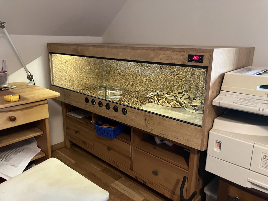 Terrarium z wyposarzeniem 150cm