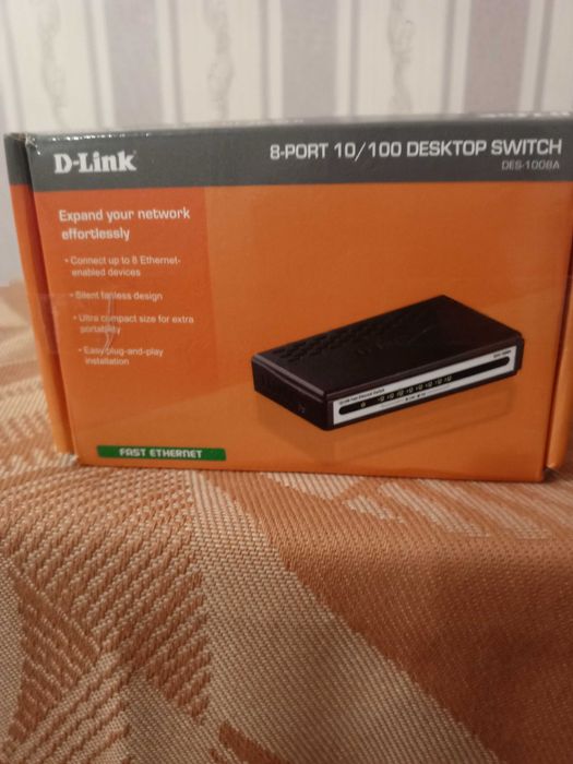 Свіч D-Link Des-1008a