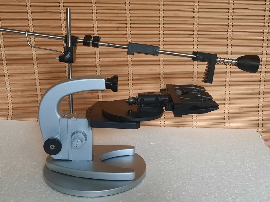 Станок для заточки ножей и ножниц