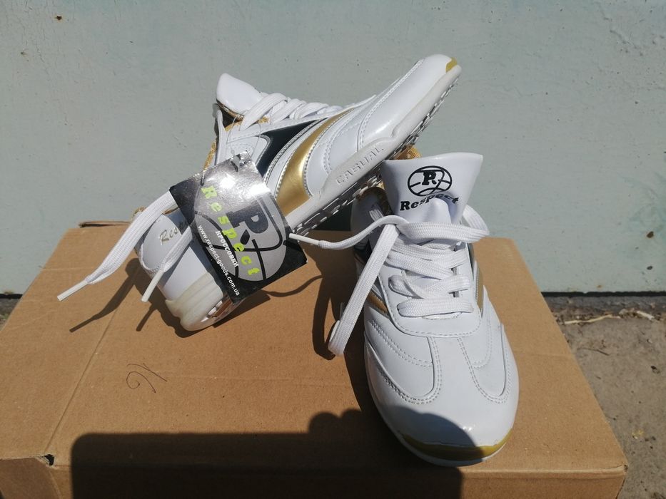 Кожаные красовки Respect новые