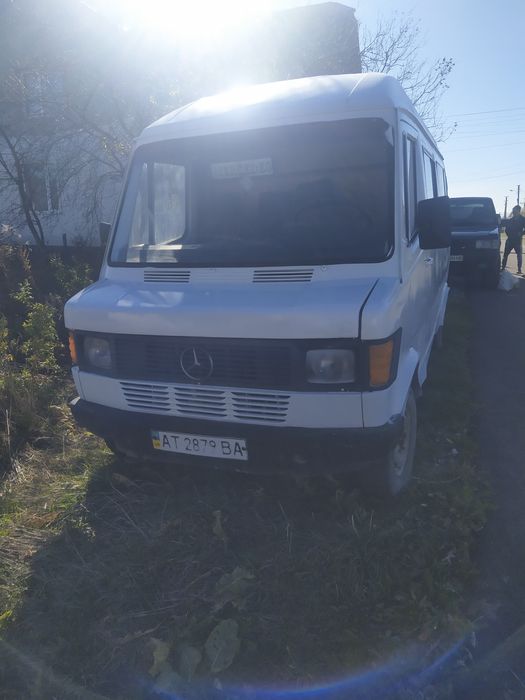 Mersedes benz 208
