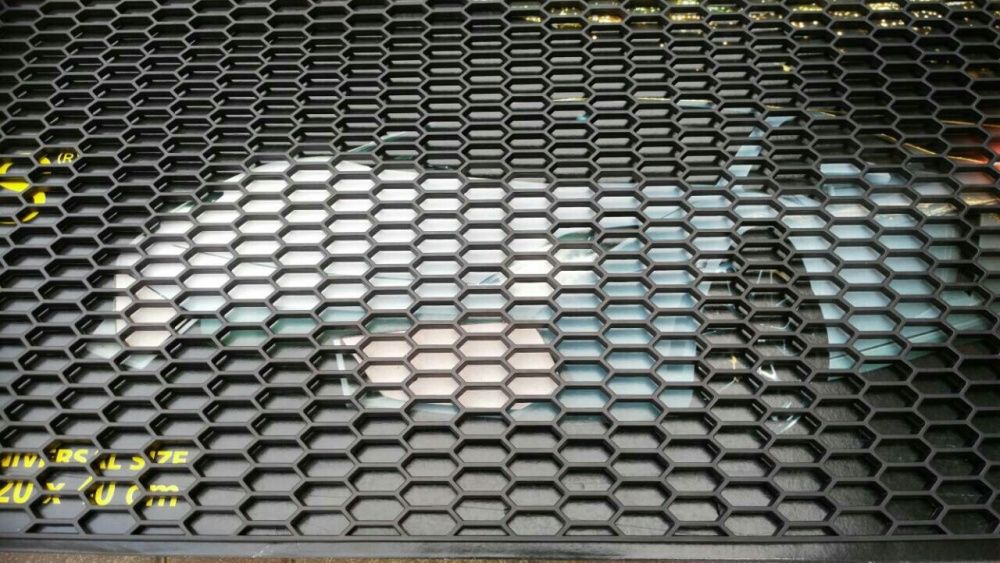 Сетка Тюнинг пластик , алюминий