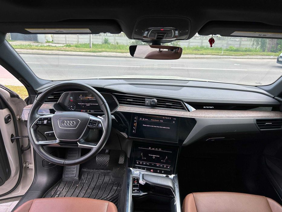 Audi E-Tron 95kWh