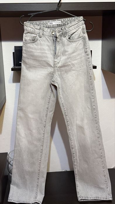 Джинси ZARA сірого кольру, розмір 32
