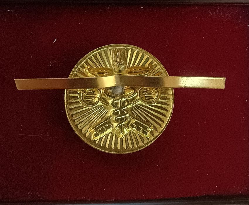 Кокарда, значок , украшение