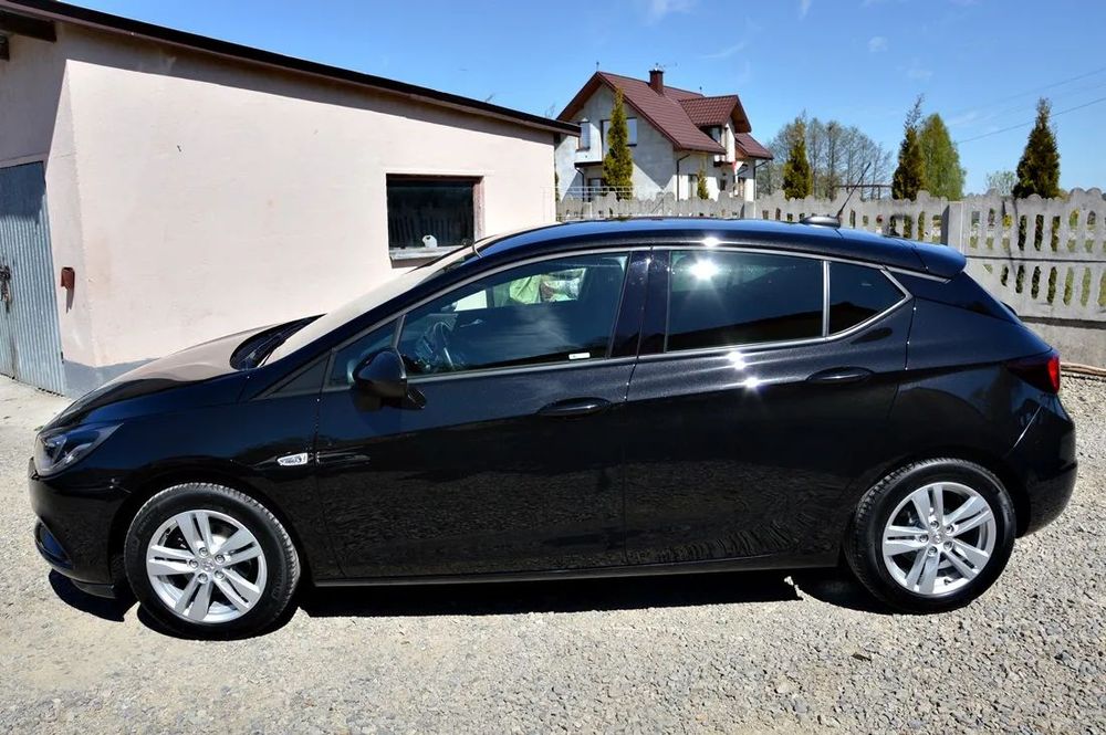 Opel Astra 1.4 TURBO_Sport_Kamera_Radar_SUPER STAN