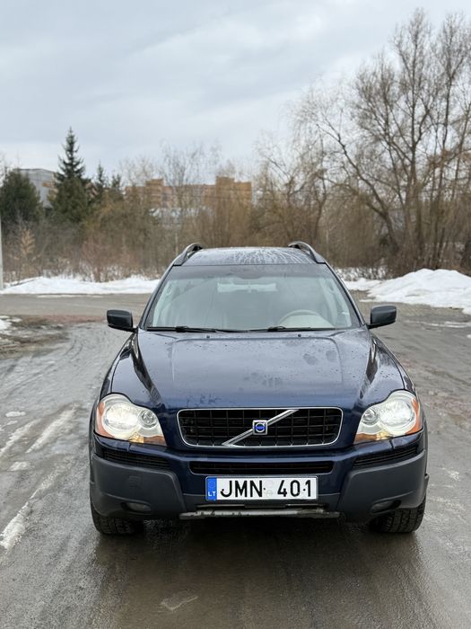 Volvo XC 90 в доброму стані