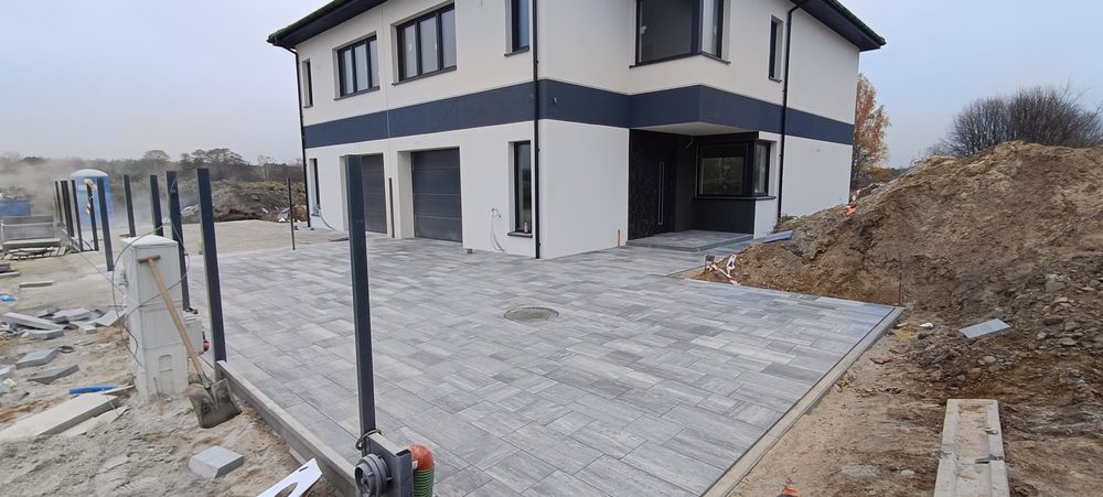 Układanie kostki brukowej Brukarstwo Odwodnienia