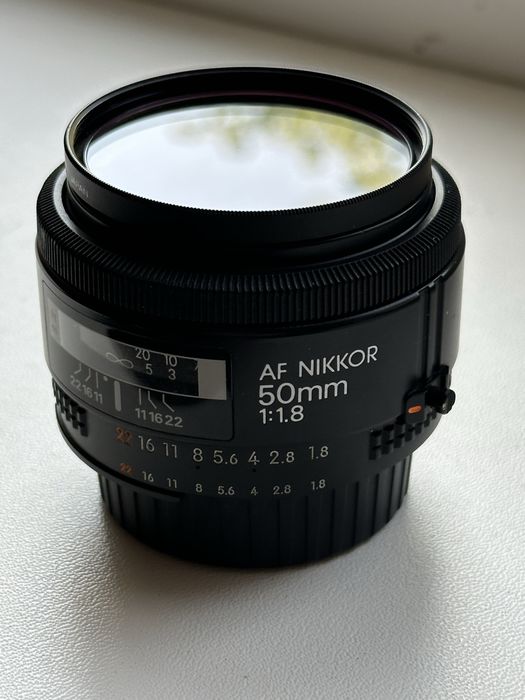Обʼєктив объектив Nikon AF 50 1.8