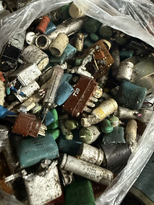 Радиодетали ссср КМ конденсаторы и прочее