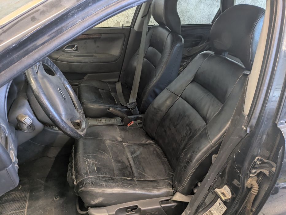 Volvo V40 T4 - Ler Anuncio