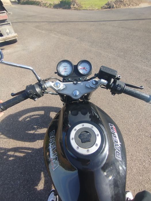 Daelim Roadwin 125