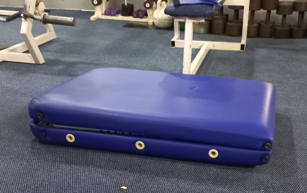 Стіл  масажний синій