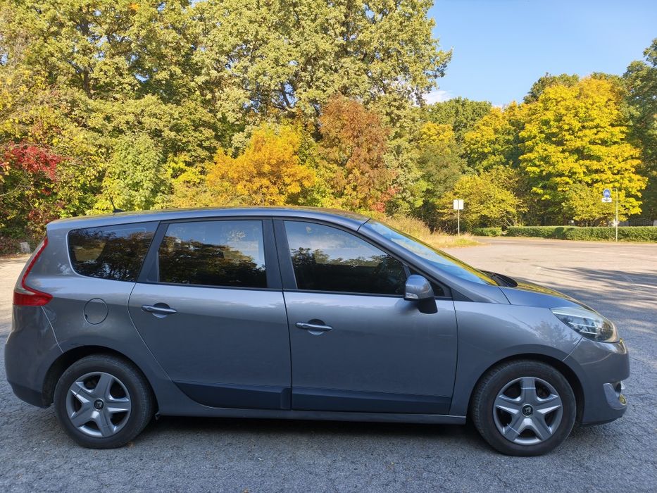Renault Grand Scenic 3  2013