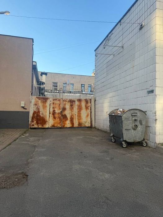 Склад 120 кв.м Троещина Бальзака 12 Рампа