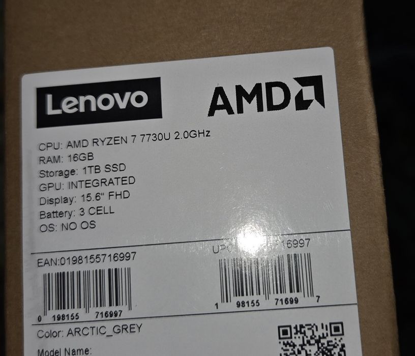 Portátil Lenovo IdeaPad Slim 3