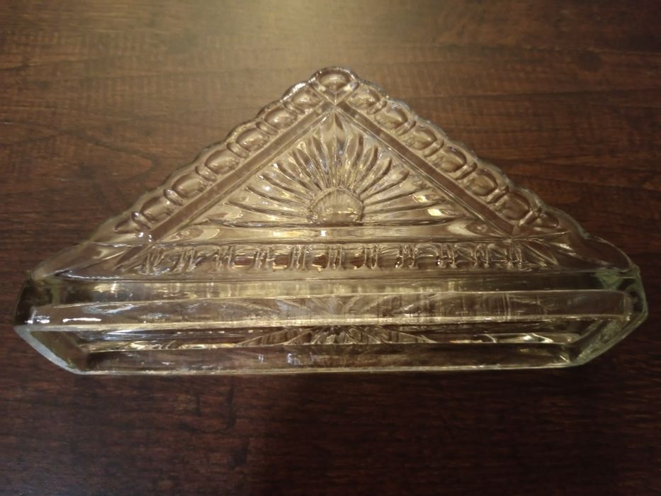 Serwetnik trójkątny PRL