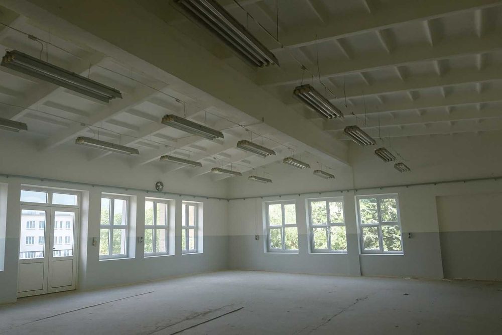 Hala 258,12 m2 na I piętrze na wynajem dostępna od lutego 2026