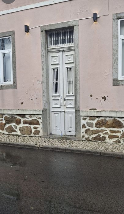 Portas maciças antigas em Teca