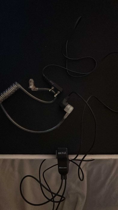 Auricular Midland MA‑31‑LK – PTT – Para rádios PMR