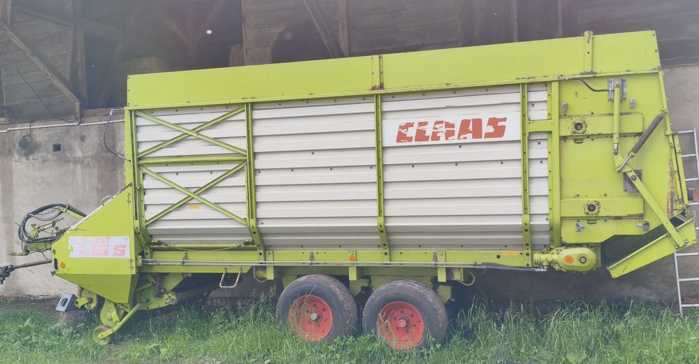 Przyczepa samozbierająca Claas Sprint 335S