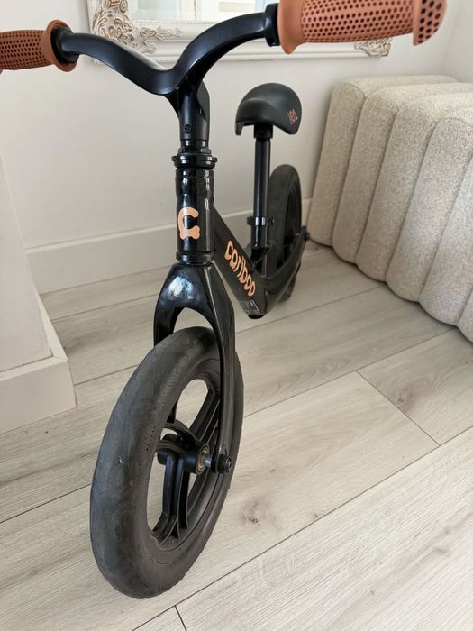 Cariboo Magnesium Pro - rowerek biegowy 12”