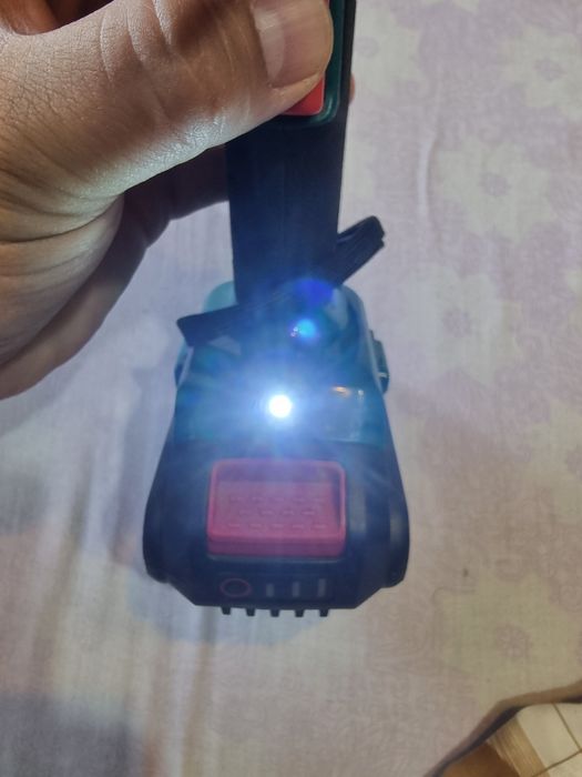 Wkrętarka Hychika 18V +2 akumulatory 2.0Ah