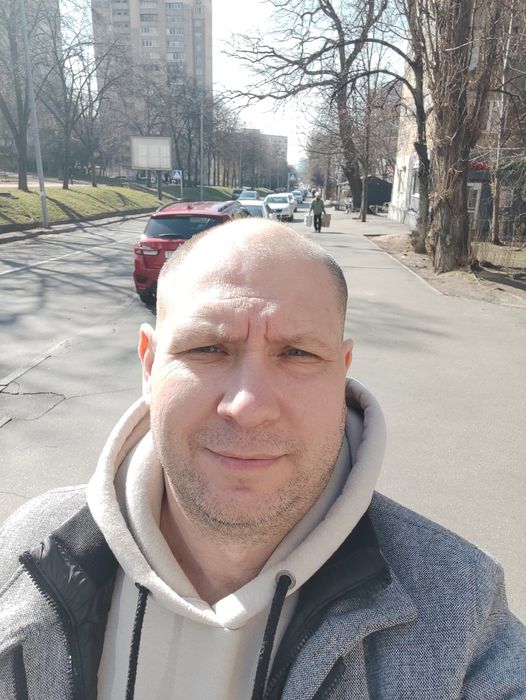 Муж на годину- допомога по дому.