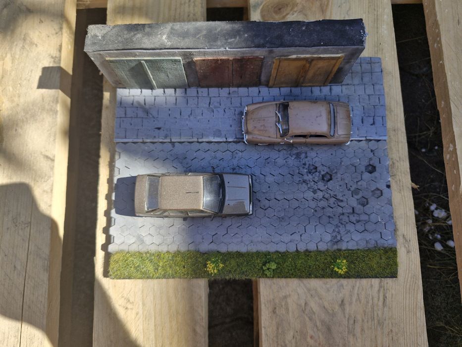 Podstawka pod modele garaże blokowisko 1:43 diorama PRL