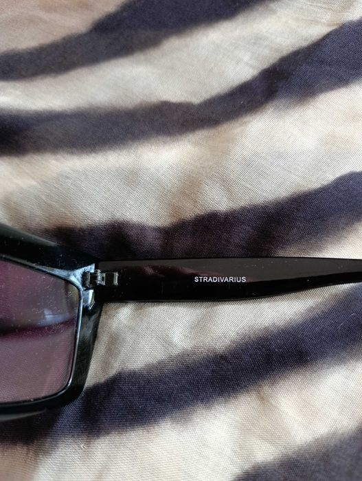 Okulary przeciwsłoneczne damskie Stradivarius