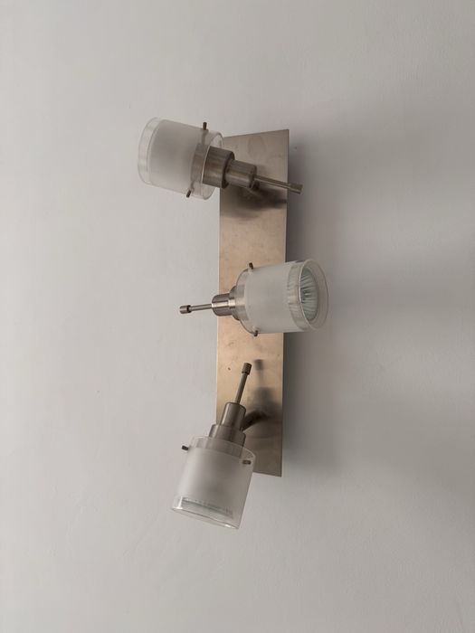 Castorama srebrna lampa listwa na 3 zarowki