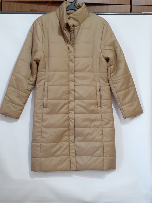 Новое деми пальто на замке