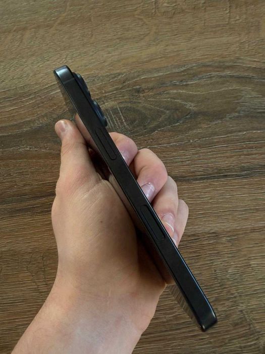 Idealny Apple iPhone 16 Pro – 128 GB z gwarancją